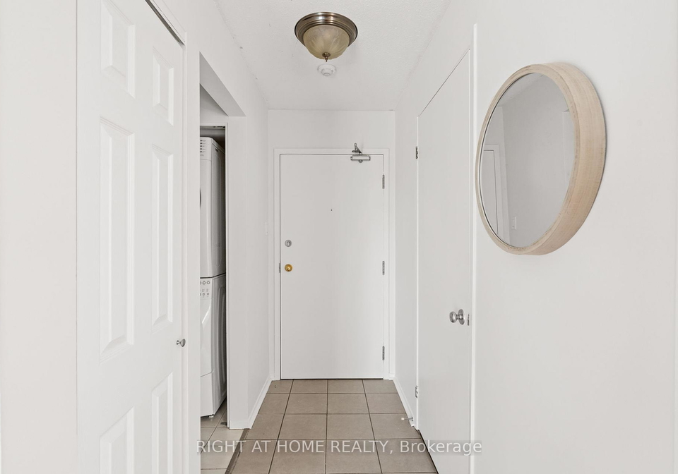 250-brittany-drive-ottawa-ontario-x12264993