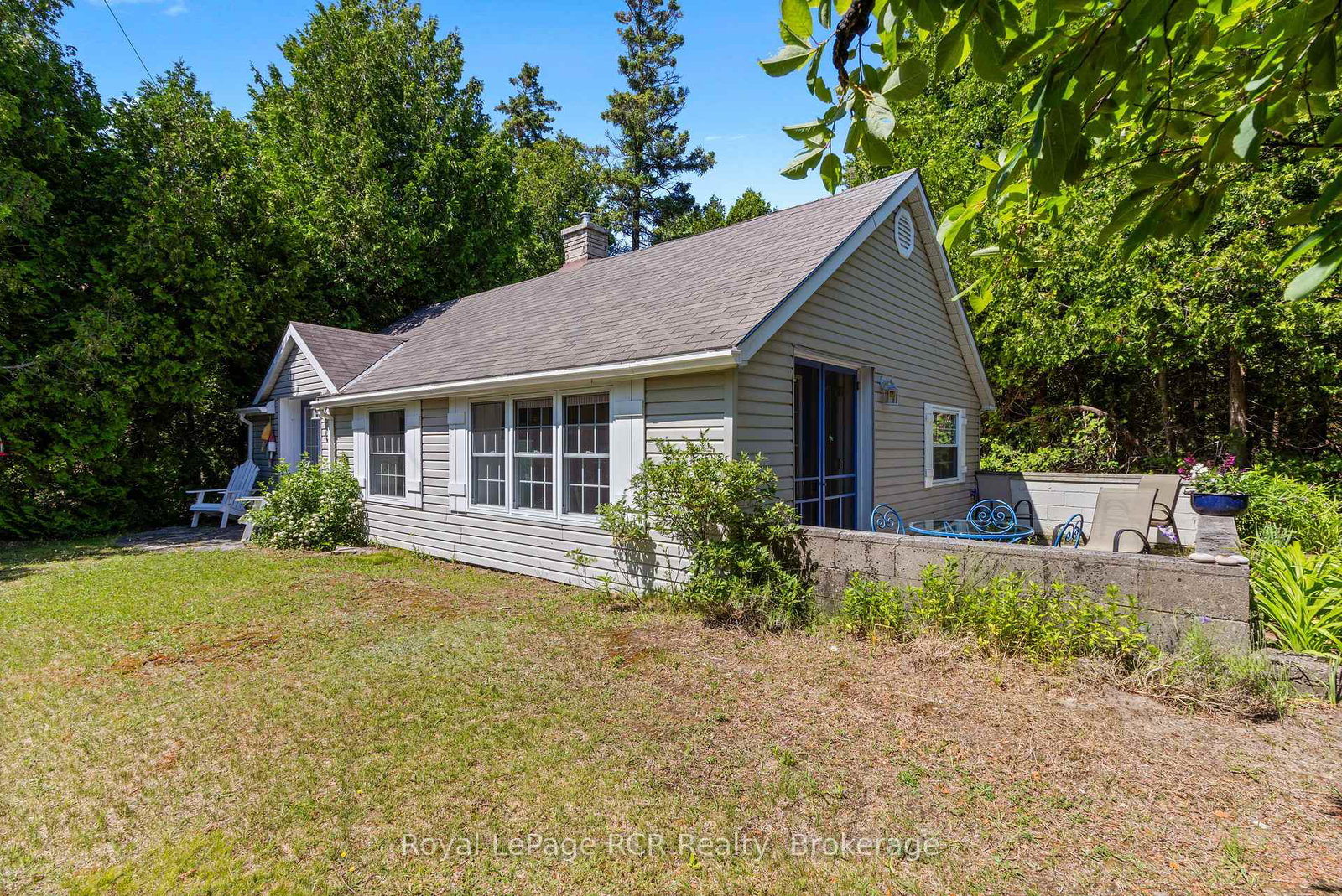 115-adelaide-street-south-bruce-peninsula-ontario-x12265231