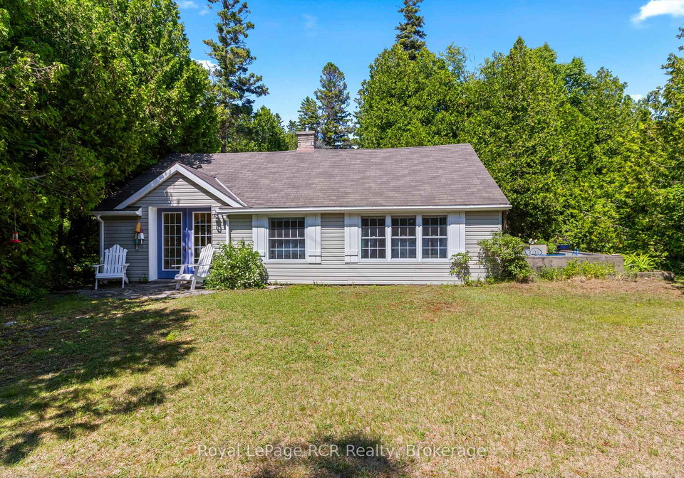 115-adelaide-street-south-bruce-peninsula-ontario-x12265231