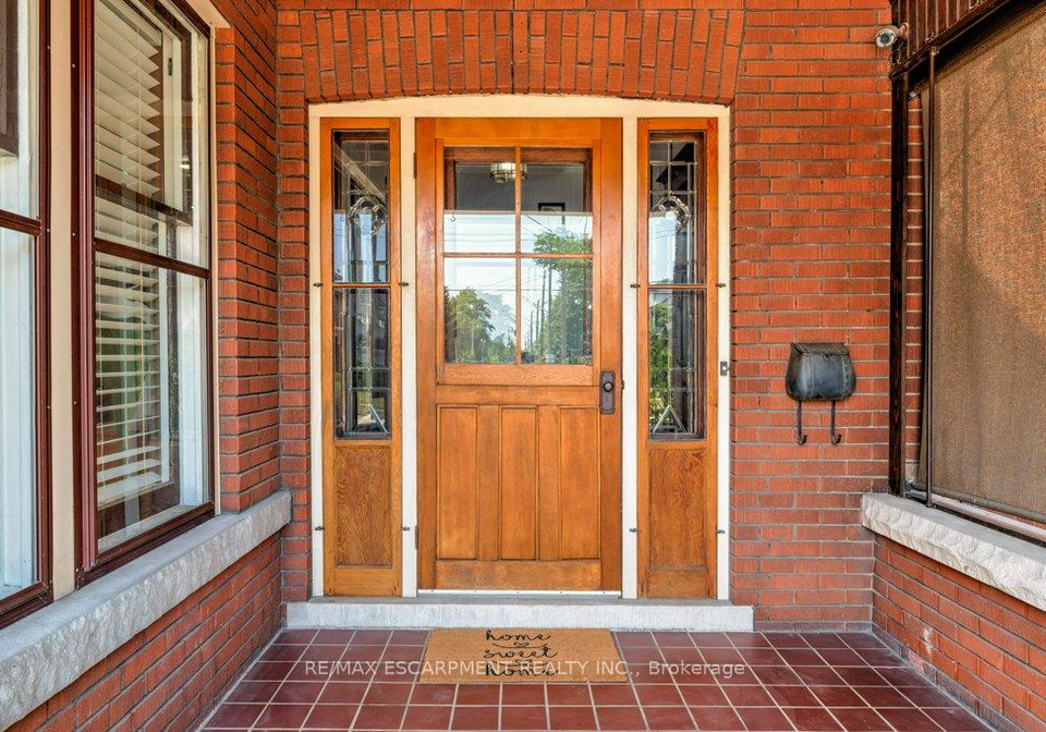 176-sherman-avenue-s-hamilton-ontario-x12265285