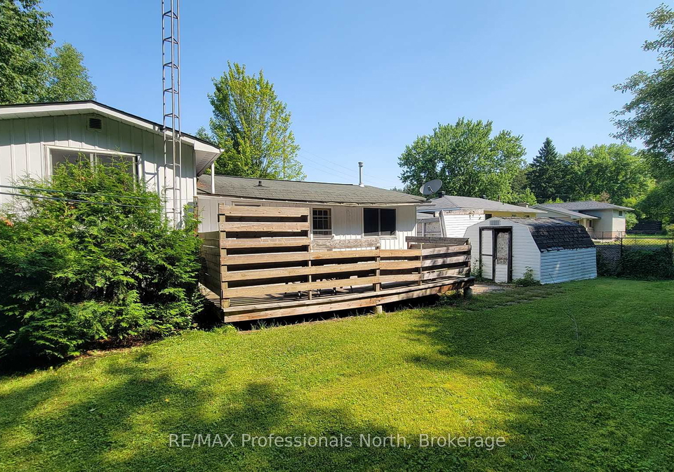 21-meadow-park-drive-huntsville-ontario-x12265291