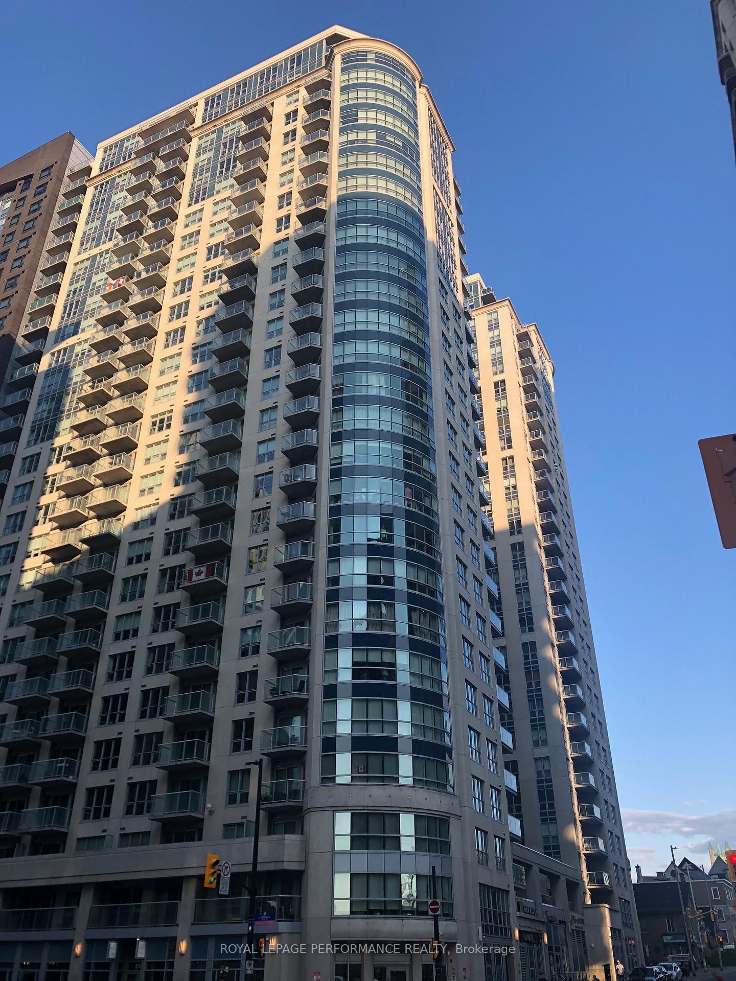 242-rideau-street-ottawa-ontario-x12265319