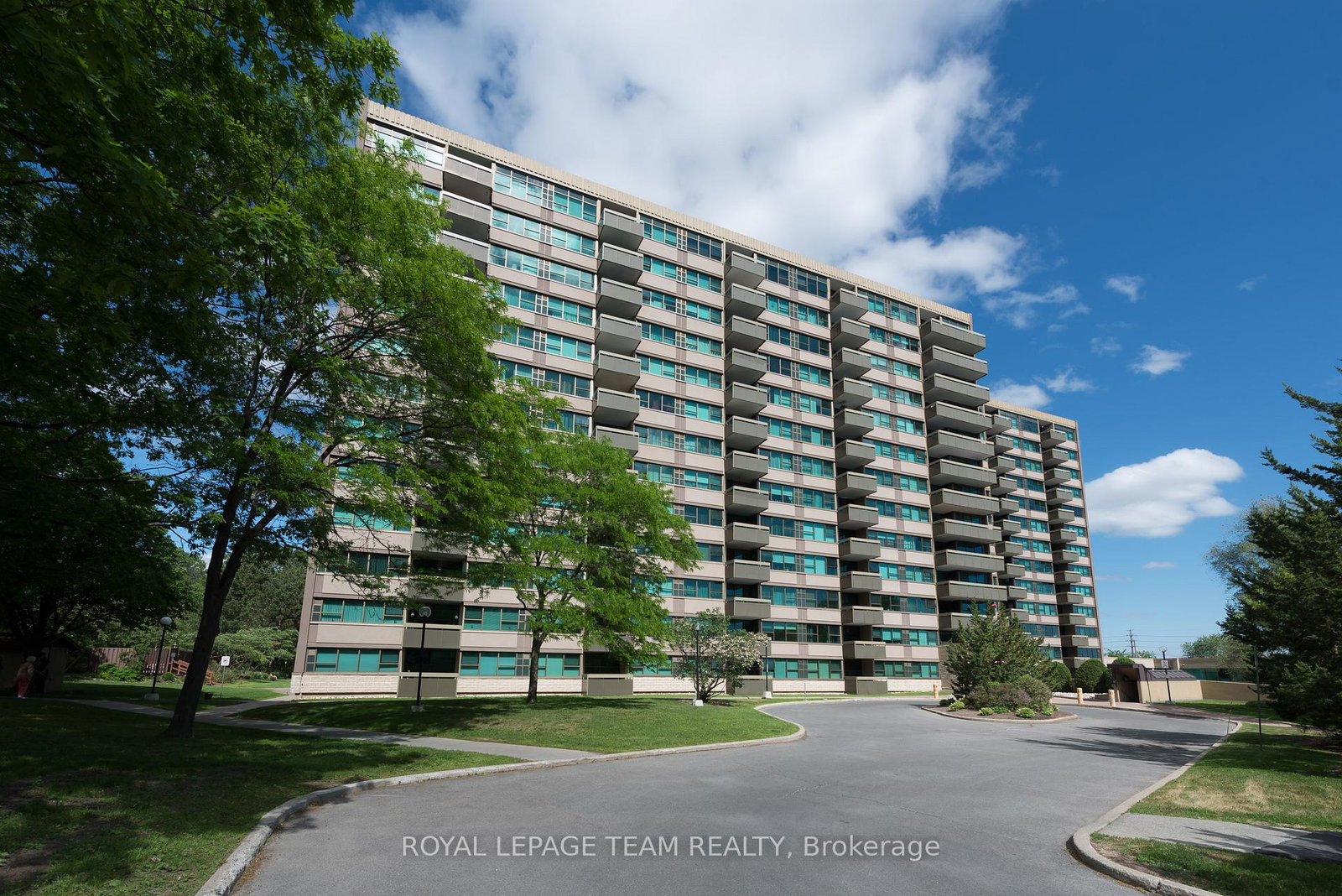 555-brittany-drive-ottawa-ontario-x12265458