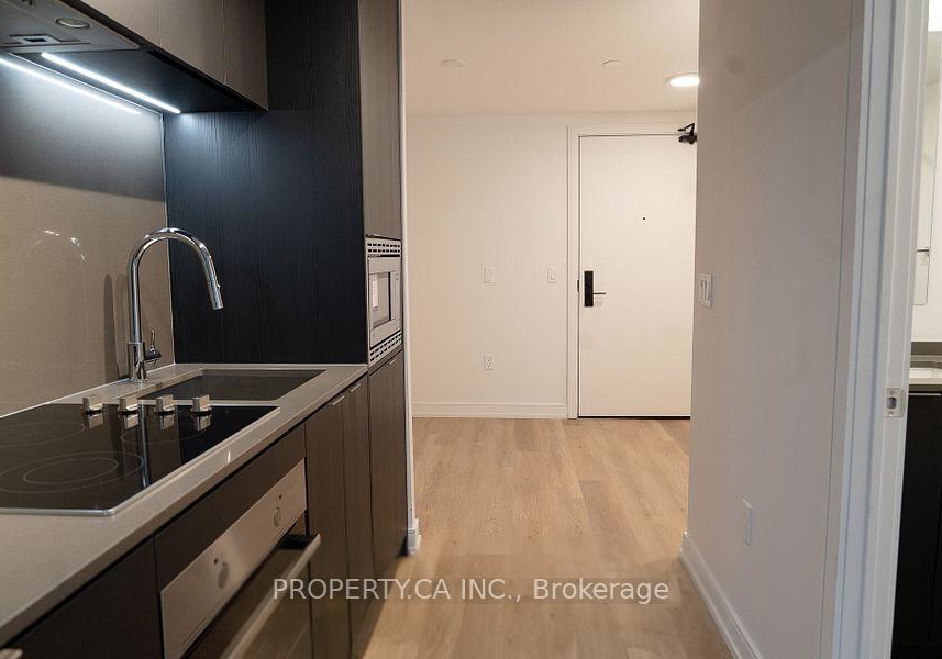 1-jarvis-street-hamilton-ontario-x12265470