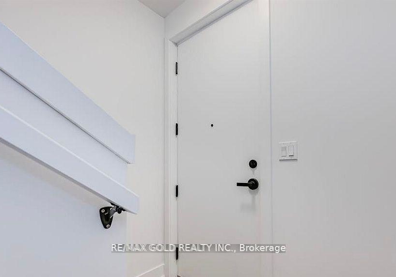 99-roger-street-waterloo-ontario-x12265576