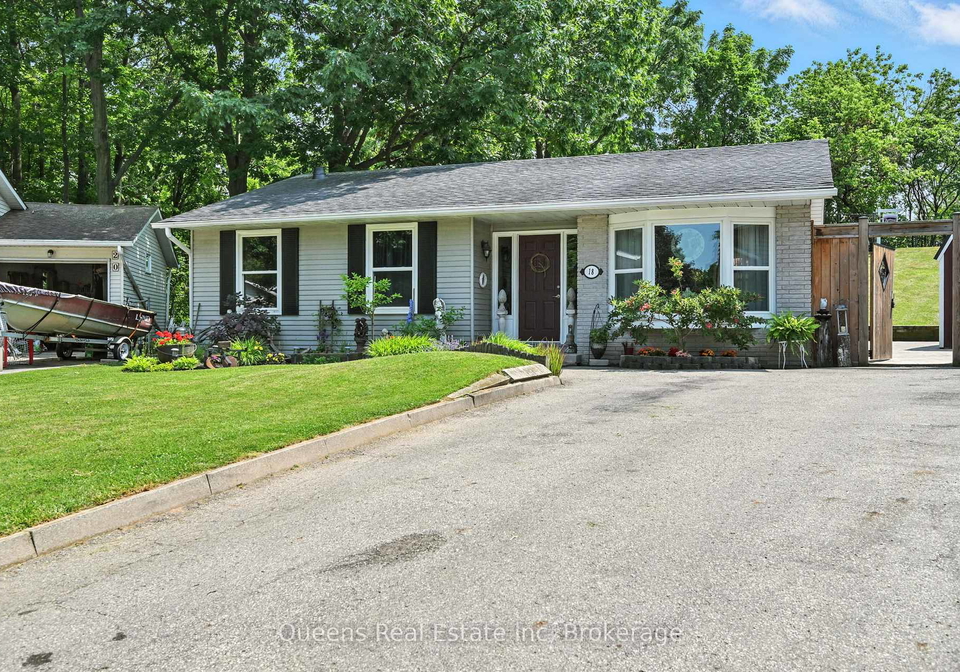 18-inglewood-court-n-grimsby-ontario-x12265662