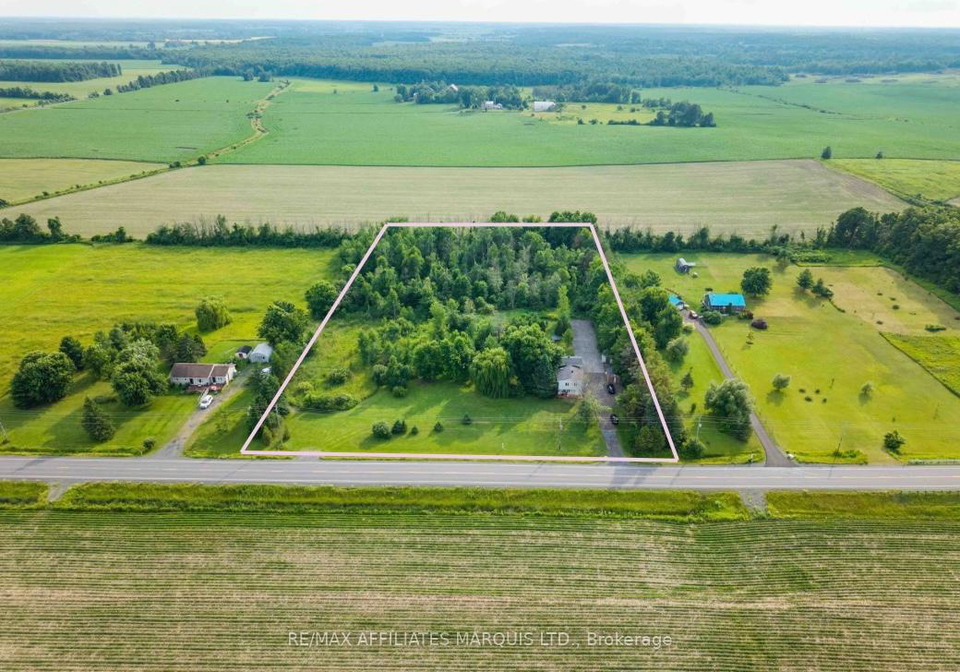 5042-johnson-road-south-glengarry-ontario-x12265677
