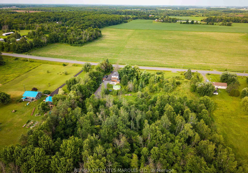 5042-johnson-road-south-glengarry-ontario-x12265677