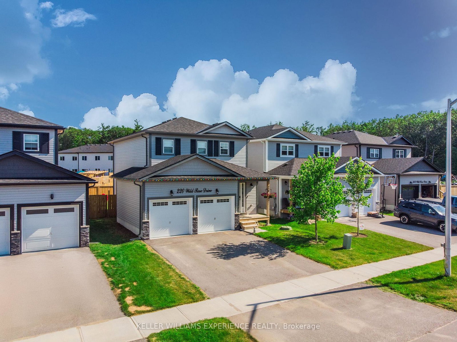 220-wild-rose-drive-gravenhurst-ontario-x12265715