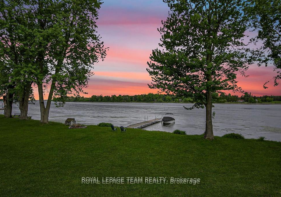 3758-mapleshore-drive-north-grenville-ontario-x12265917