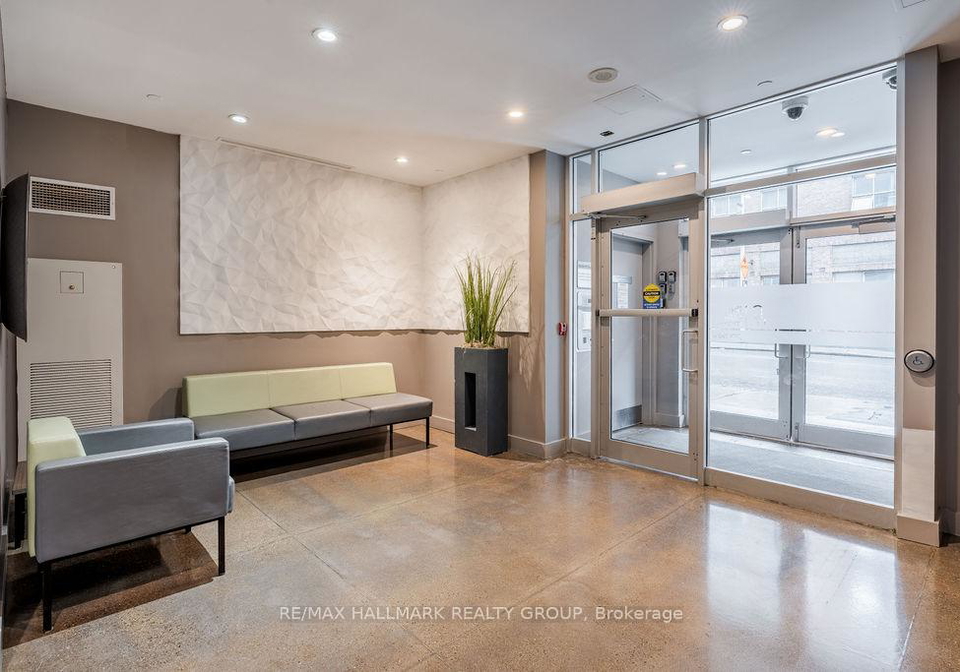 383-cumberland-street-ottawa-ontario-x12266334