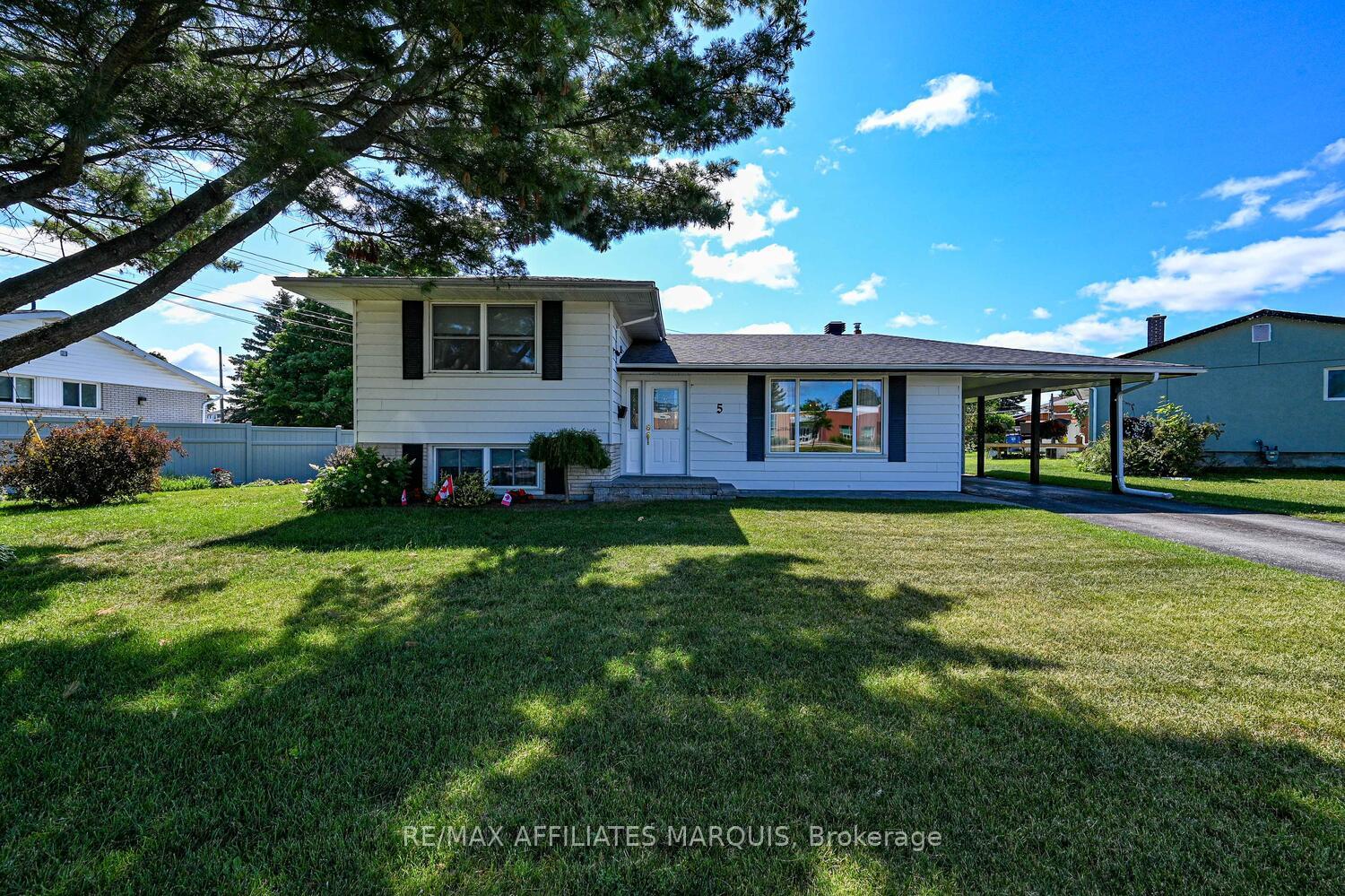 5-ross-street-w-smiths-falls-ontario-x12266553
