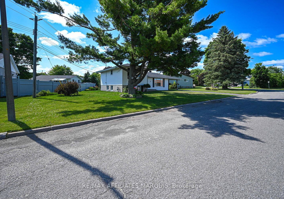 5-ross-street-w-smiths-falls-ontario-x12266553