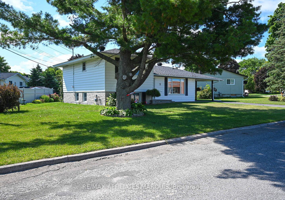 5-ross-street-w-smiths-falls-ontario-x12266553