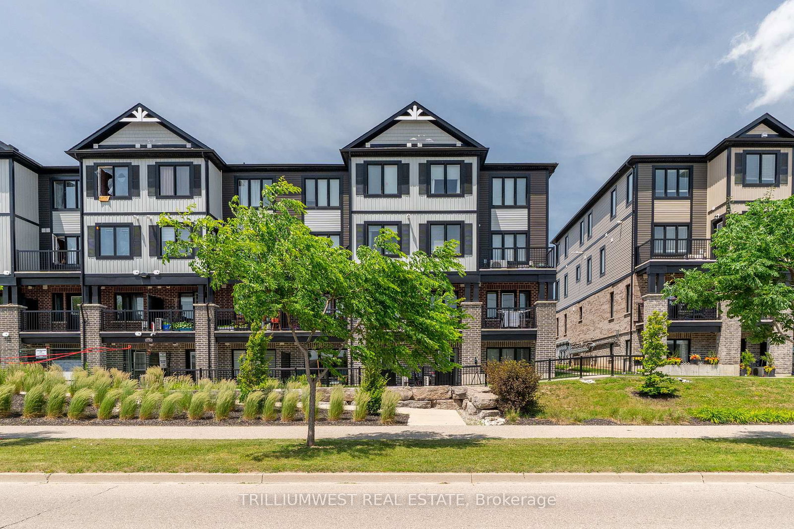 160-rochefort-street-kitchener-ontario-x12266594