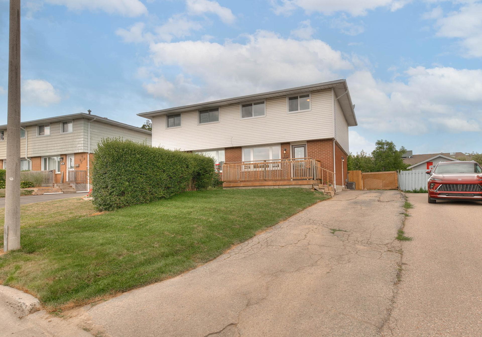 31-roberts-crescent-kitchener-ontario-x12266605