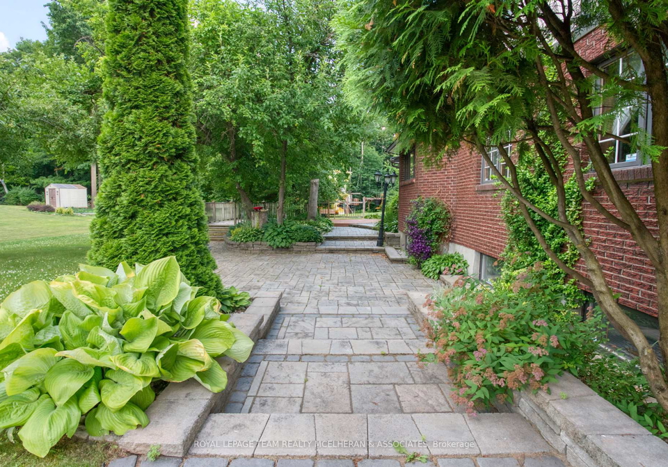 8-woodsia-avenue-ottawa-ontario-x12266650