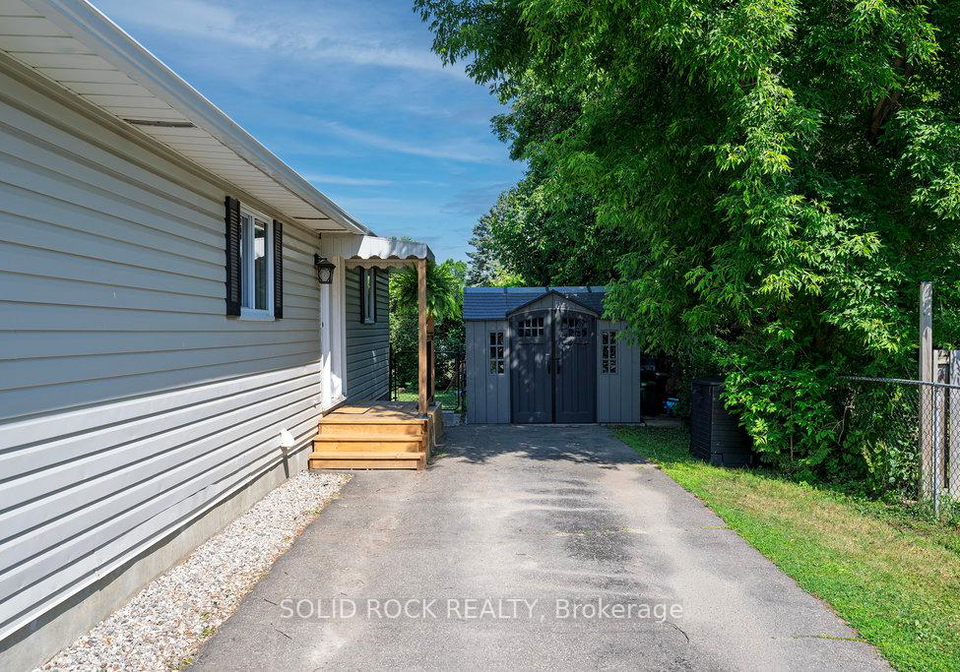207-george-street-e-north-grenville-ontario-x12266836