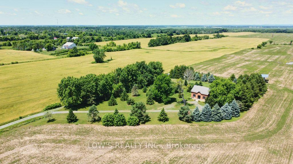 19905-county-road-24-north-glengarry-ontario-x12266872