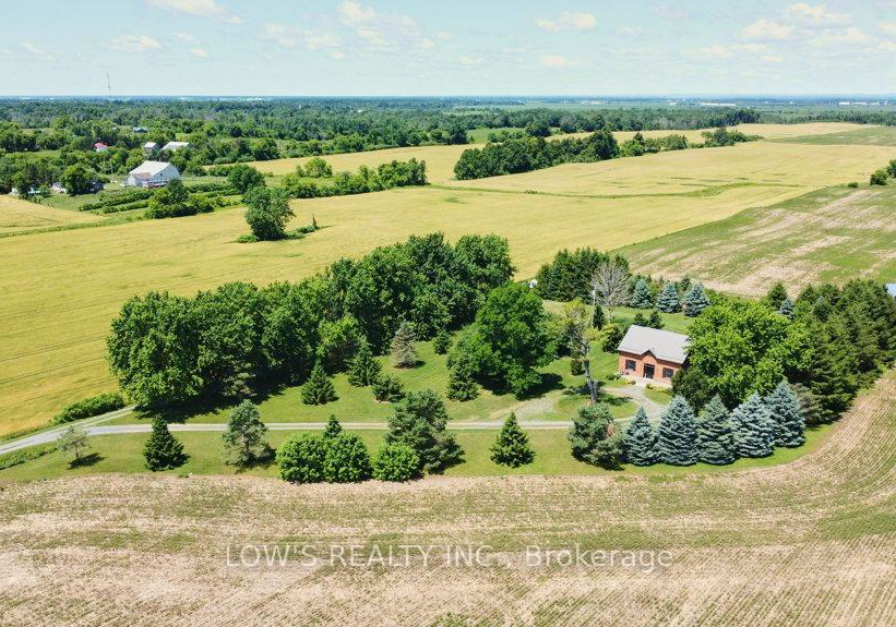 19905-county-road-24-north-glengarry-ontario-x12266872
