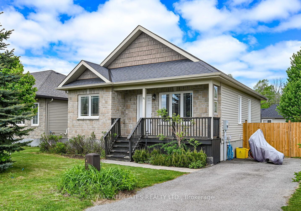 30-lee-avenue-smiths-falls-ontario-x12267109