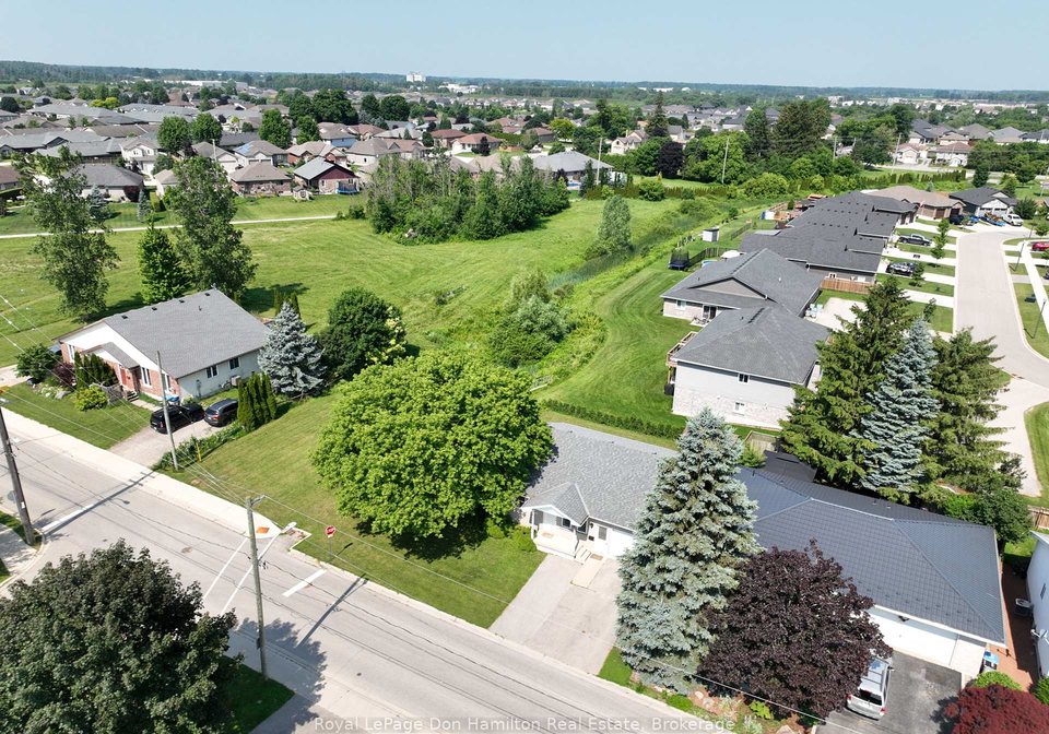 695-reserve-avenue-s-north-perth-ontario-x12267325