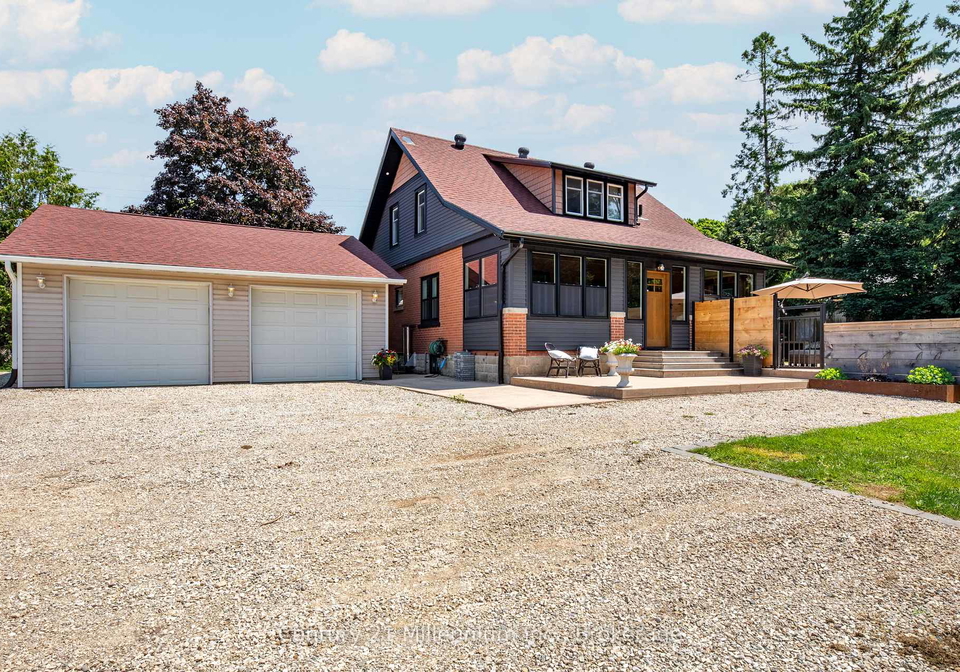776856-10-highway-chatsworth-ontario-x12267807