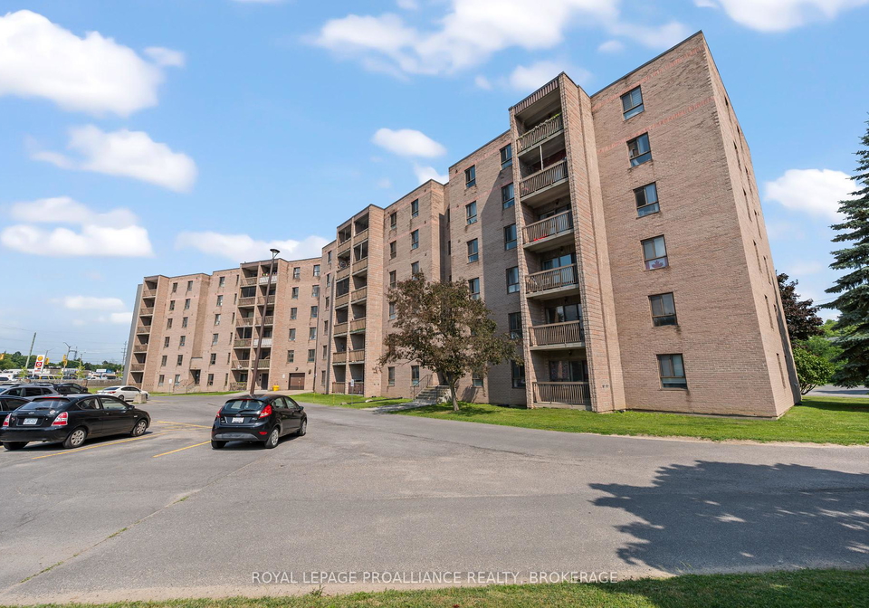17-eldon-hall-place-kingston-ontario-x12267846