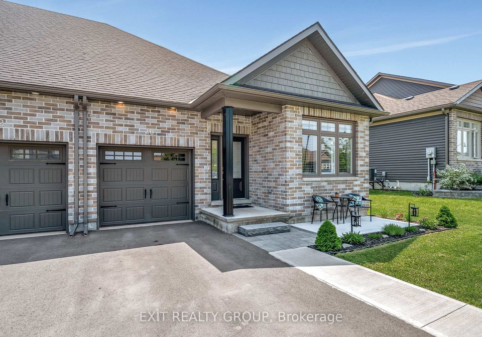 40-curtis-street-prince-edward-county-ontario-x12267934