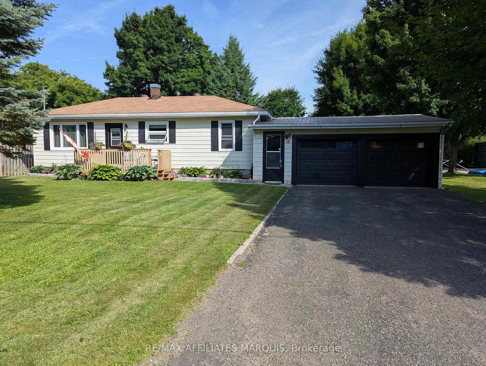 18-dean-street-montague-ontario-x12268031