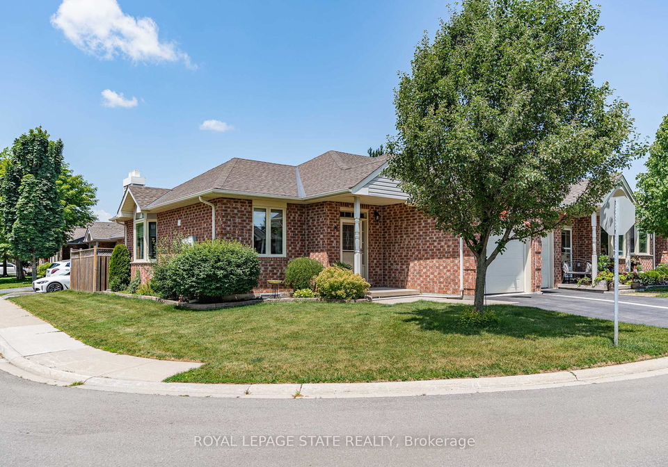 36-twentyplace-boulevard-hamilton-ontario-x12268089