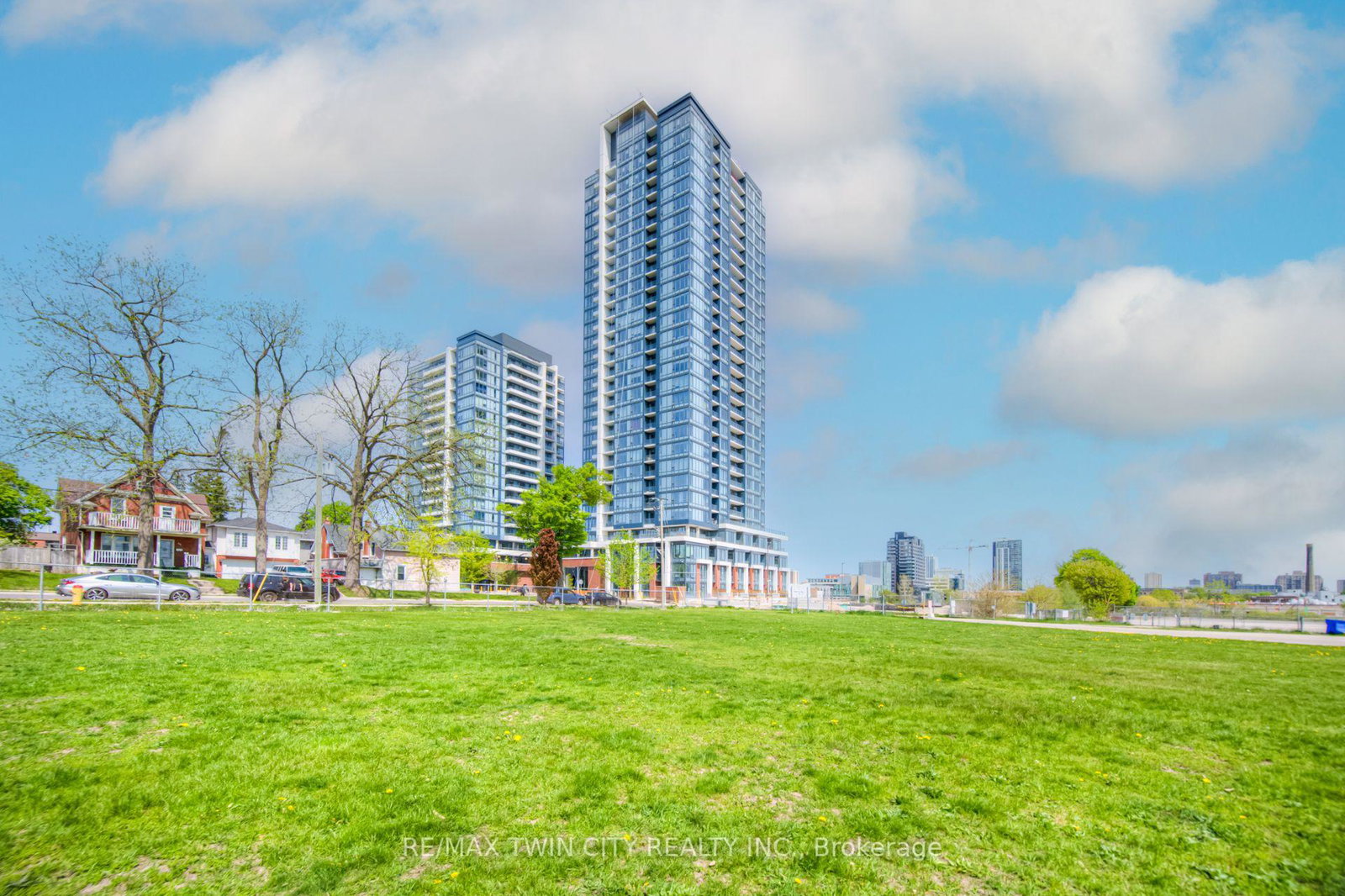 15-wellington-street-s-kitchener-ontario-x12268226