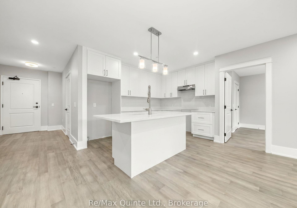 17-cleave-avenue-prince-edward-county-ontario-x12268409