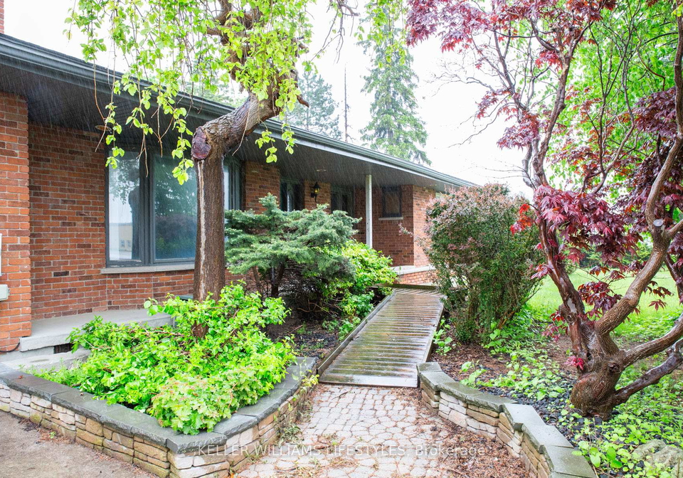 21854-highbury-avenue-n-middlesex-centre-ontario-x12268421