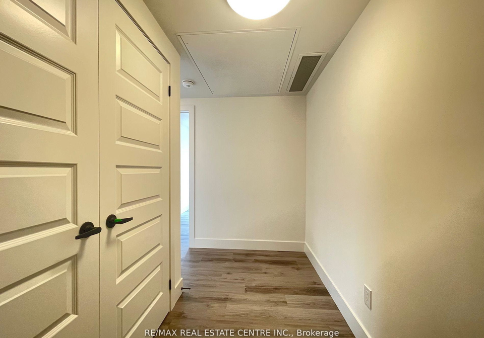 1201-lackner-place-kitchener-ontario-x12268723