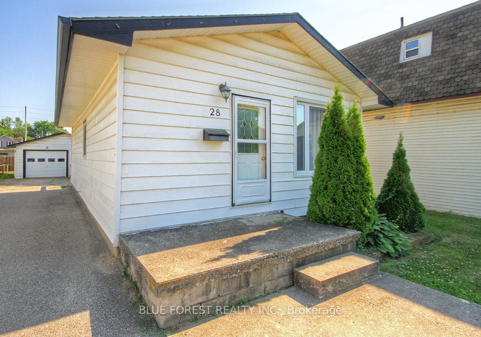 28-mary-street-e-st-thomas-ontario-x12268871