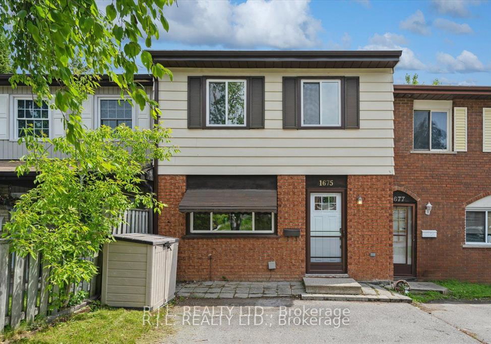 1675-applewood-crescent-peterborough-west-ontario-x12268889