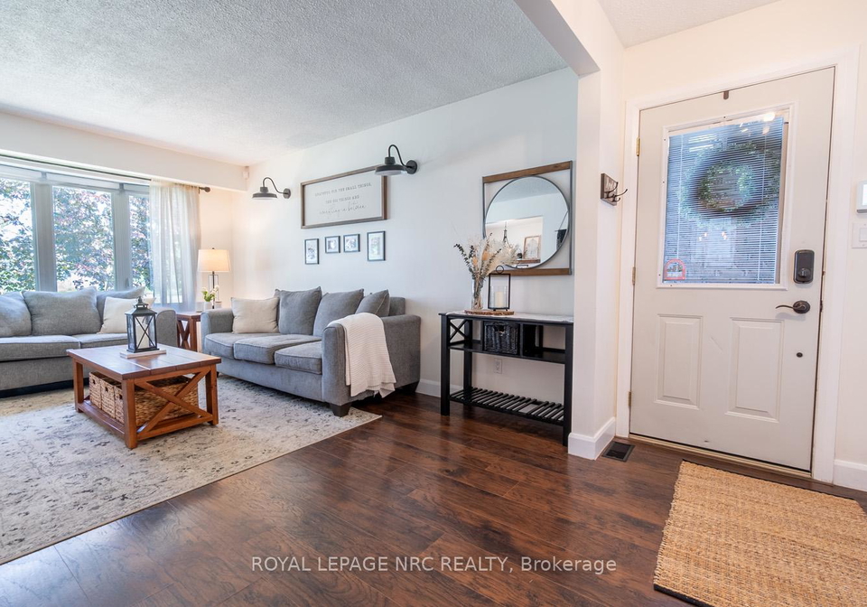 40-elmvale-crescent-port-colborne-ontario-x12268988