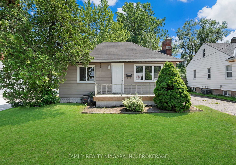 6482-mcleod-road-niagara-falls-ontario-x12269025