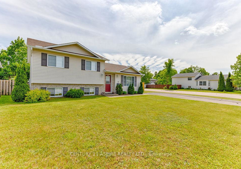 13-daniel-avenue-petawawa-ontario-x12269433