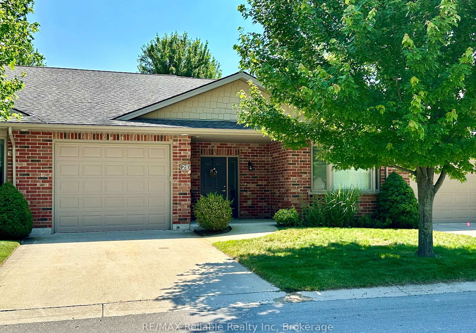 28-bayfield-mews-lane-bluewater-ontario-x12269453