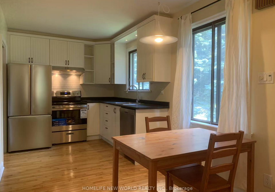 787-raglan-avenue-ottawa-ontario-x12269507