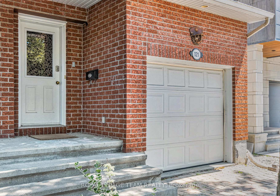 121-drummond-street-ottawa-ontario-x12269691