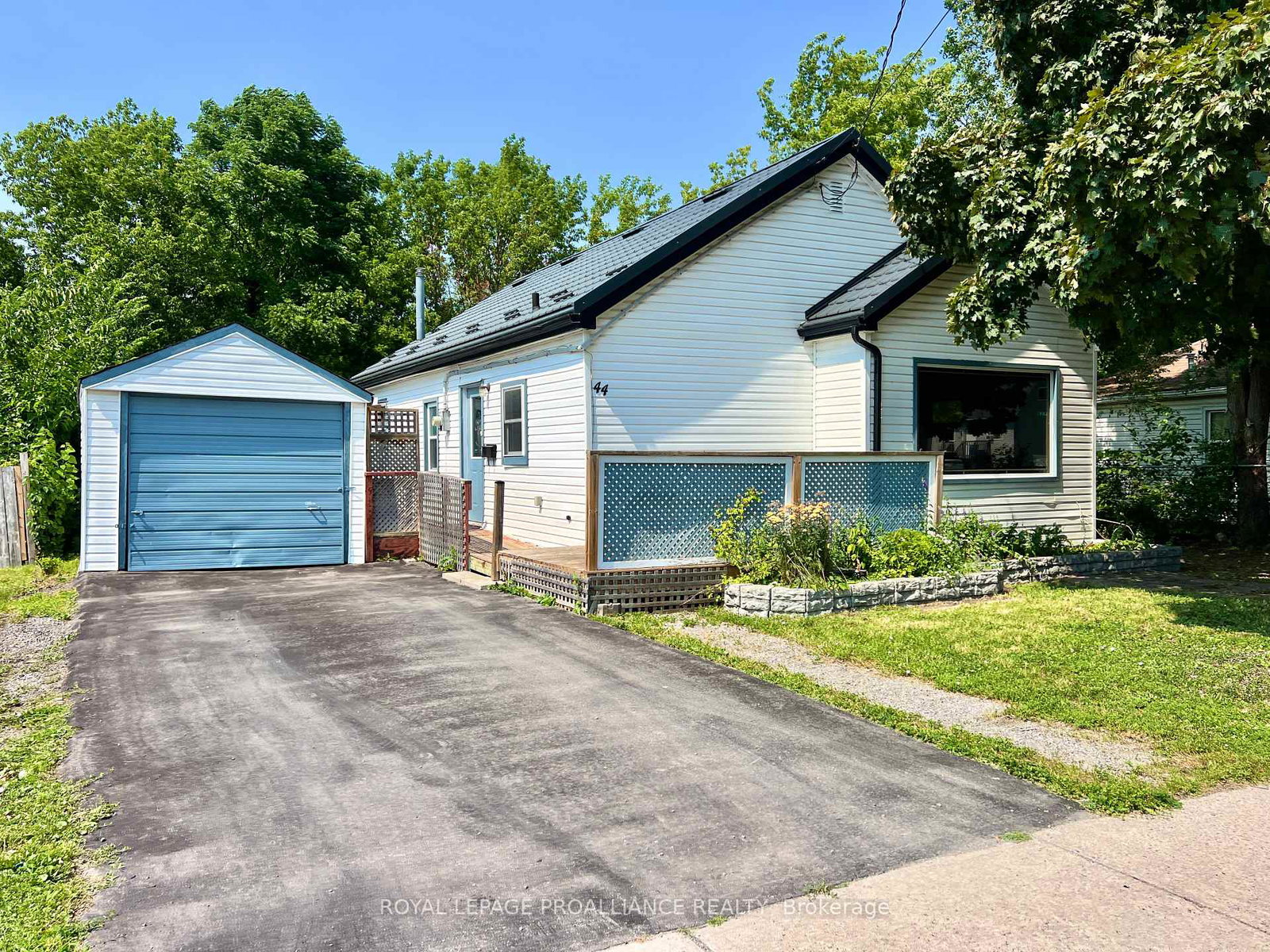 44-russell-street-belleville-ontario-x12269776