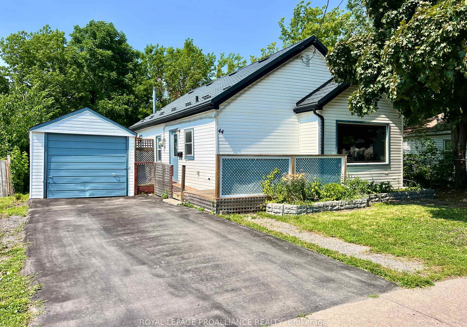 44-russell-street-belleville-ontario-x12269776