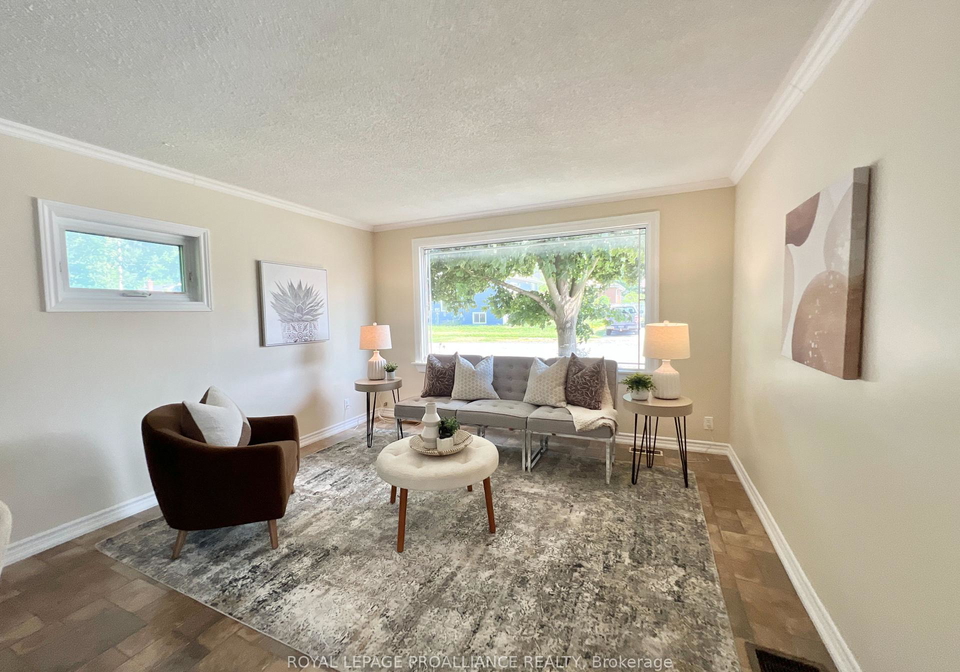 44-russell-street-belleville-ontario-x12269776