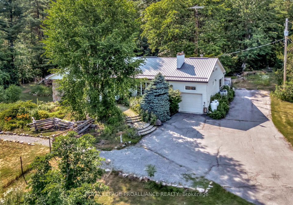 6647-hwy-37-tweed-ontario-x12269896
