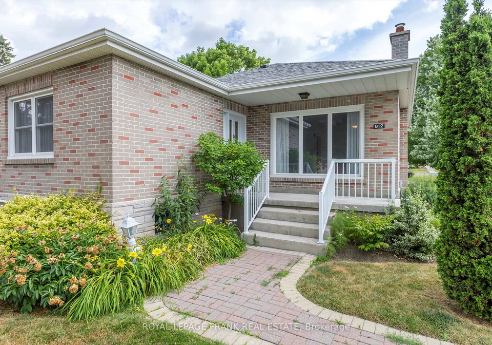 812-schneider-place-peterborough-north-ontario-x12270127