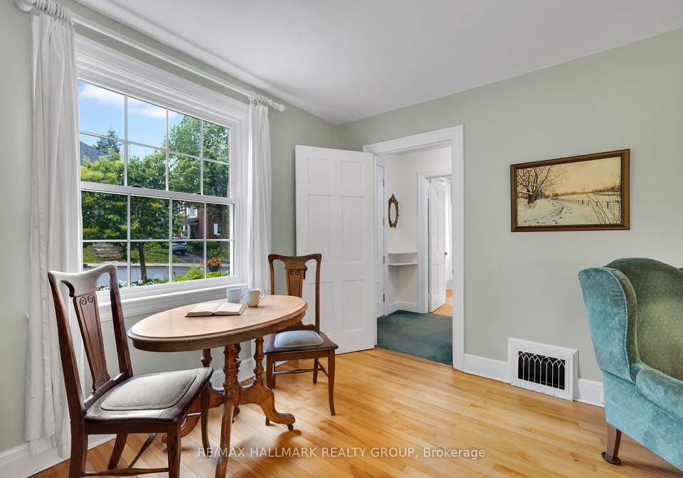 249-old-irving-place-ottawa-ontario-x12270210