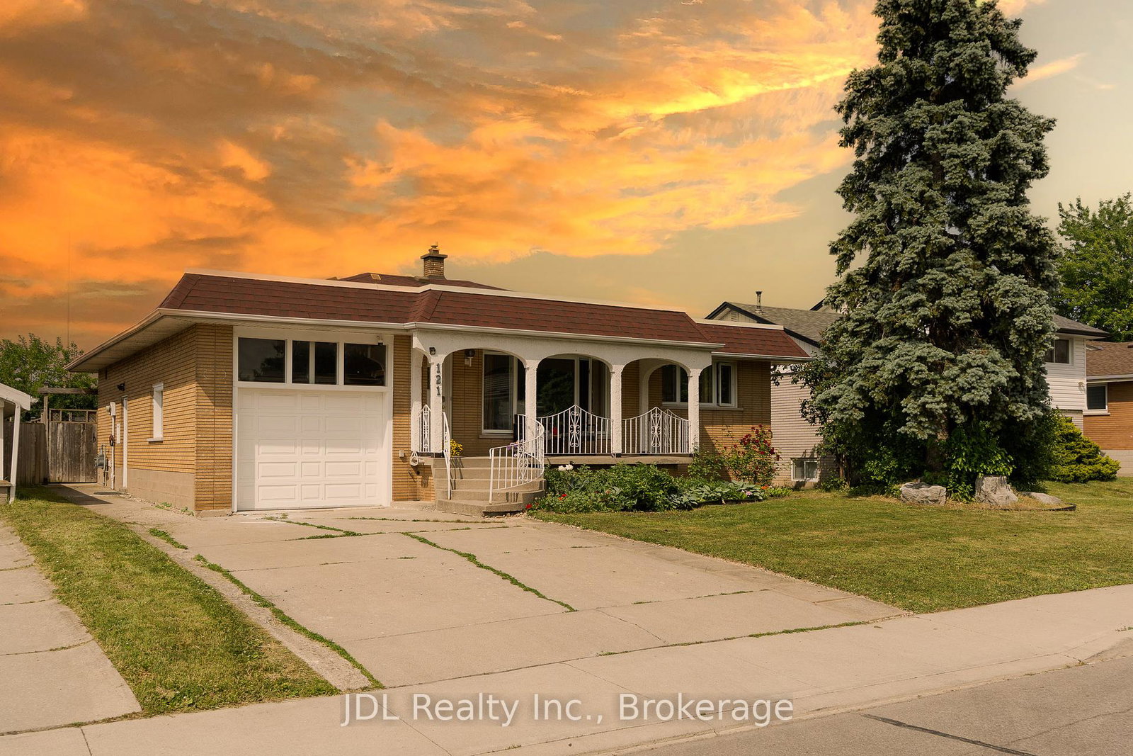 121-delmar-drive-hamilton-ontario-x12270250